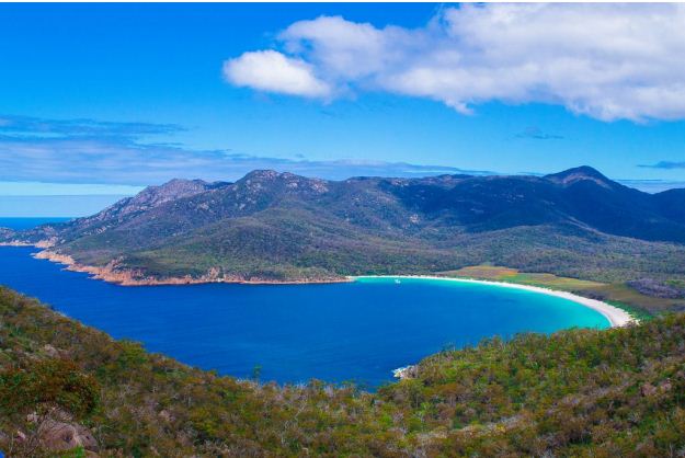 WINEGLASS BAY